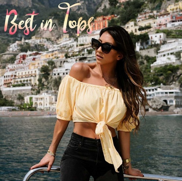 Shop Tops & Blouses - Picture 2 of 2